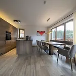 شاليه In Neukirchen For 8 People
