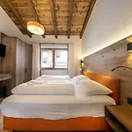 In Neukirchen For 8 People شاليه Neukirchen am Großvenediger