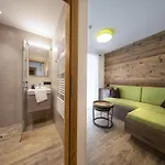 شاليه In Neukirchen For 8 People