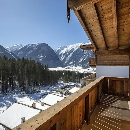 In Neukirchen For 8-guests Neukirchen am Großvenediger